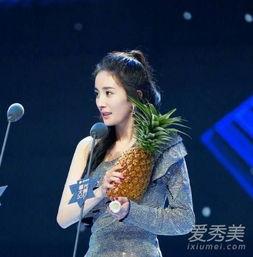 娱乐圈星光大赏变大型吃瓜现场,明星互动、红毯风云，娱乐圈年度狂欢大揭秘